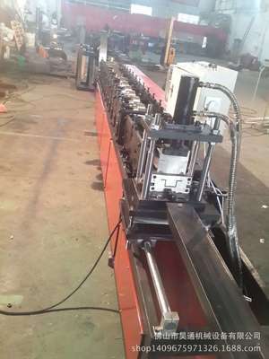 冷挤压成型机与冷压成型机 机械设备的选择与佛山昊通机械的优势