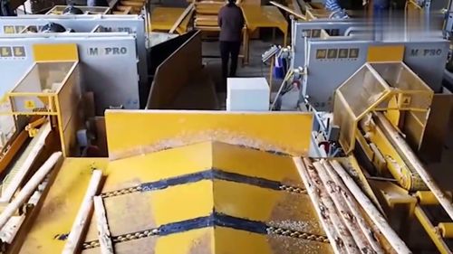 令人满意的机械加工厂 机械化操作与计算机技术的完美融合